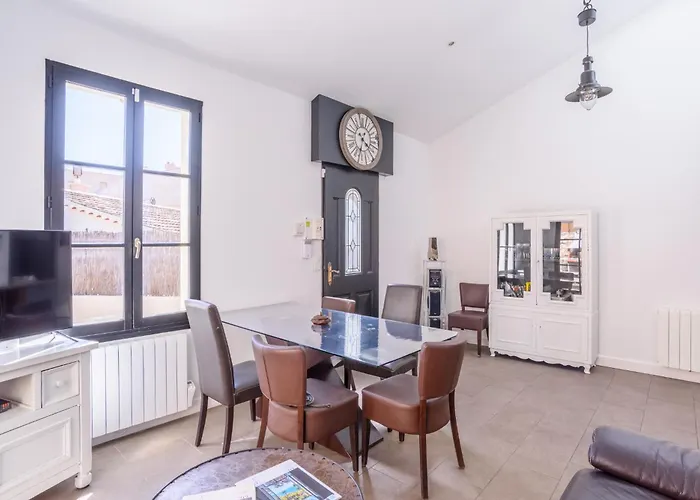 6 Personnes En Centre-ville Et Piscine